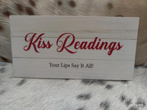 kiss-readings-2